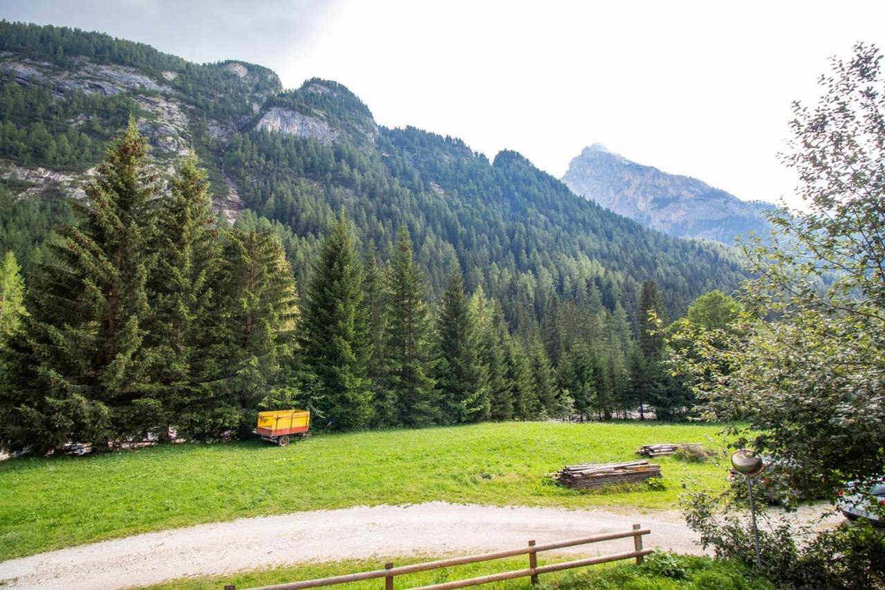 A un passo dagli impianti - Penia di Canazei Esterno foto